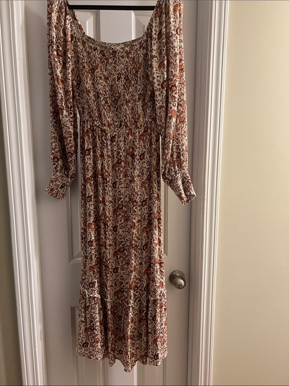 Promesa Floral Long Sleeve Tiered Maxi Dress in Cream and Rust